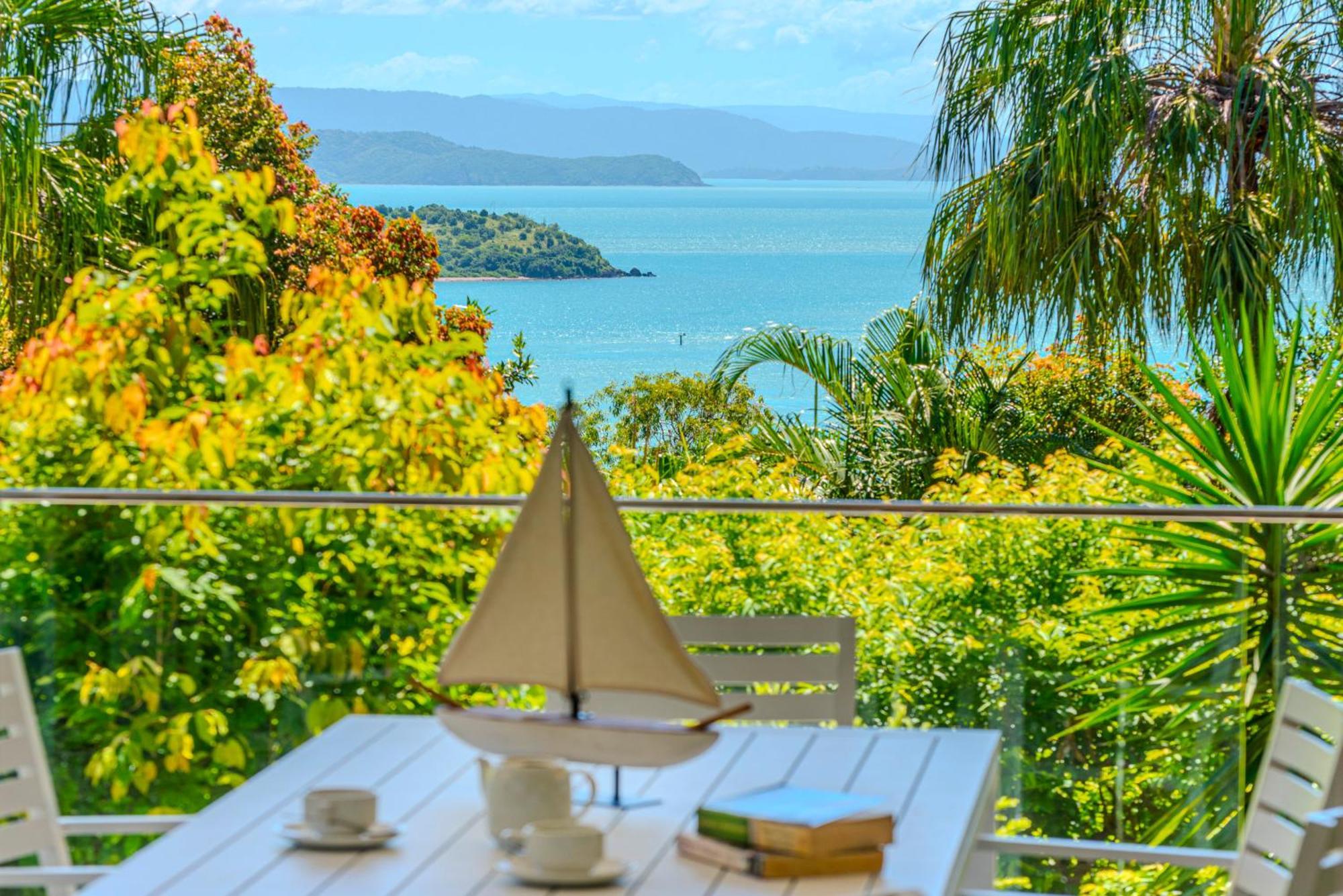 Oasis Apartments On Hamilton Island By Hiha Exterior photo